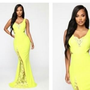 Beautiful and sexy dress size M